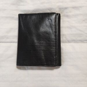 Perry Ellis Black Leather Mens Tri Fold Wallet